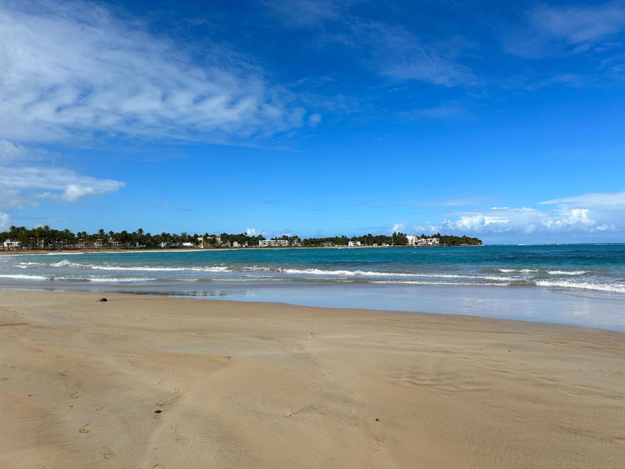 Luquillo Beach & Ocean Breeze Exterior photo