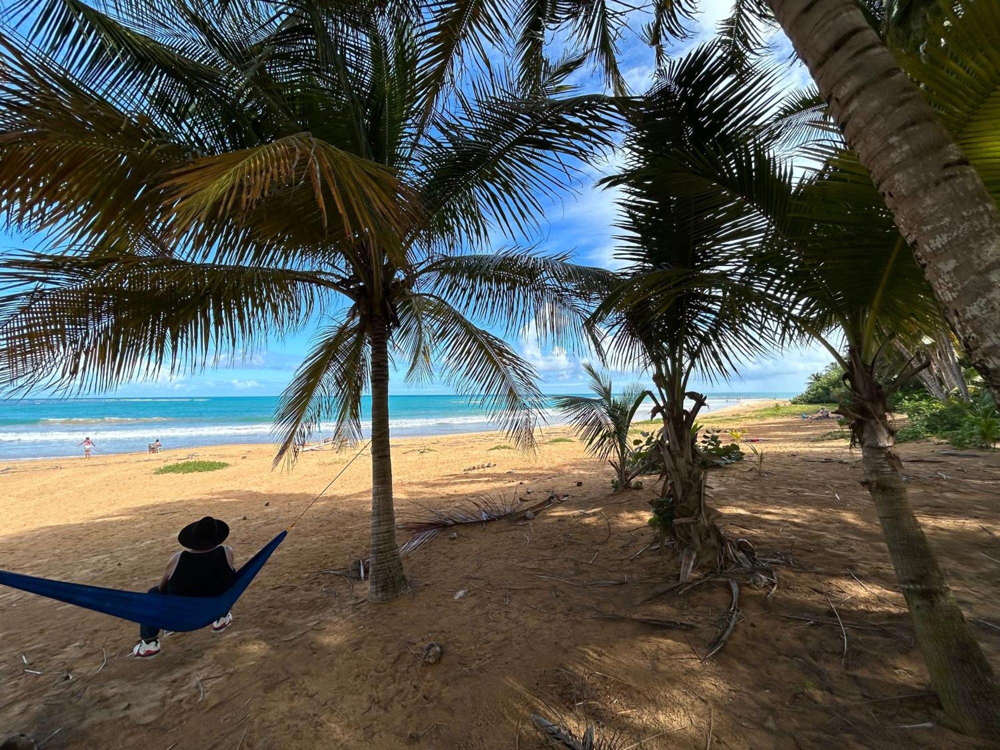 Luquillo Beach & Ocean Breeze Exterior photo