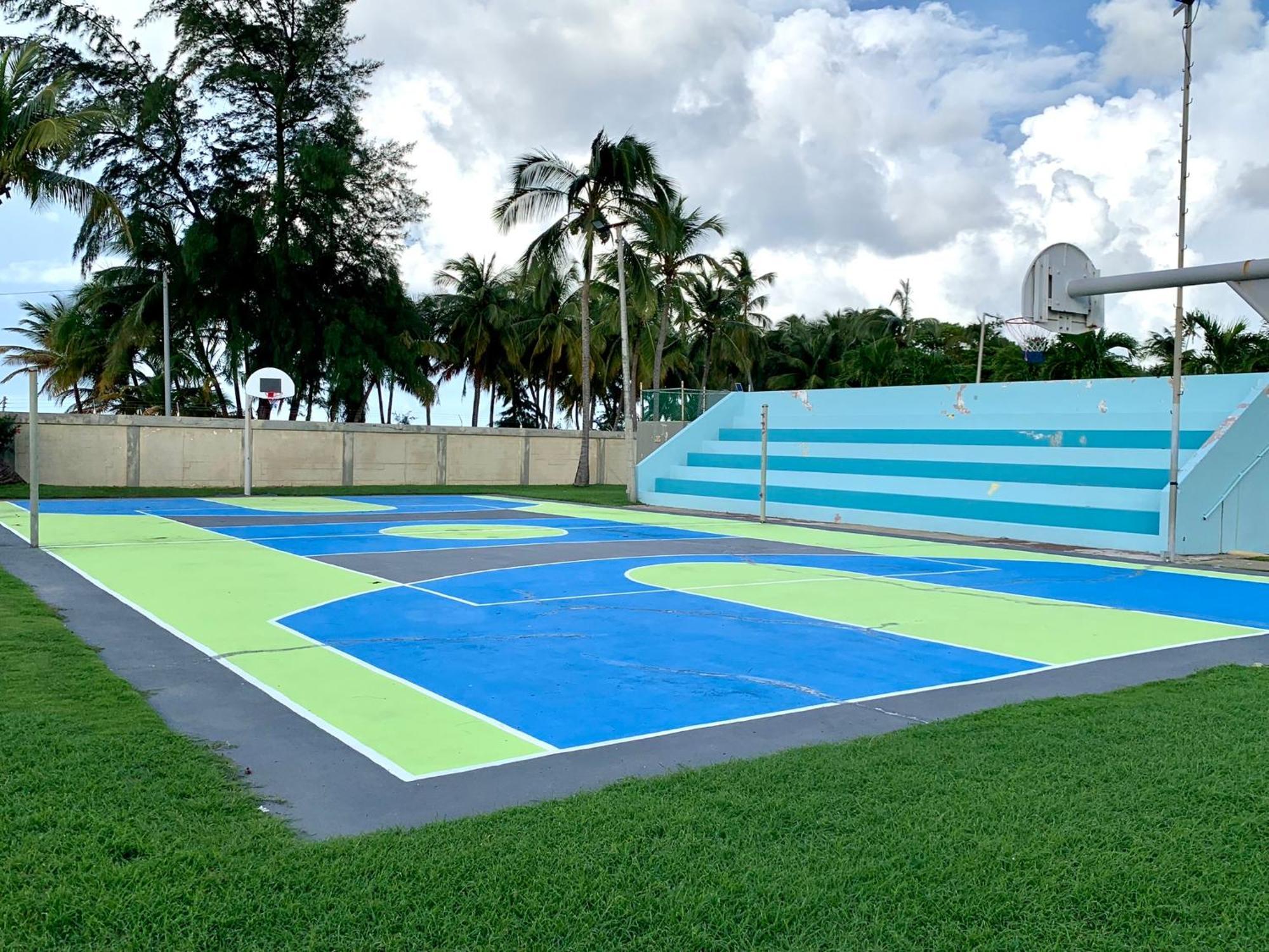 Luquillo Beach & Ocean Breeze Exterior photo